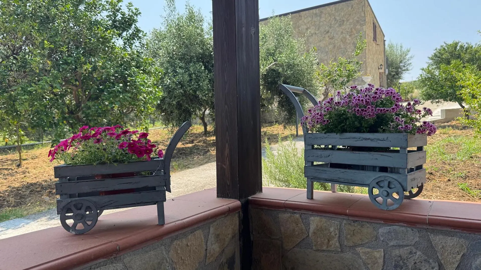Le Casette Di Campagna Campofelice Di Roccella Villa